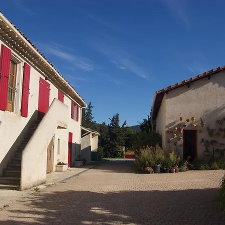 Mas De La Lezardiere — Maison D'artiste Tatil Evi